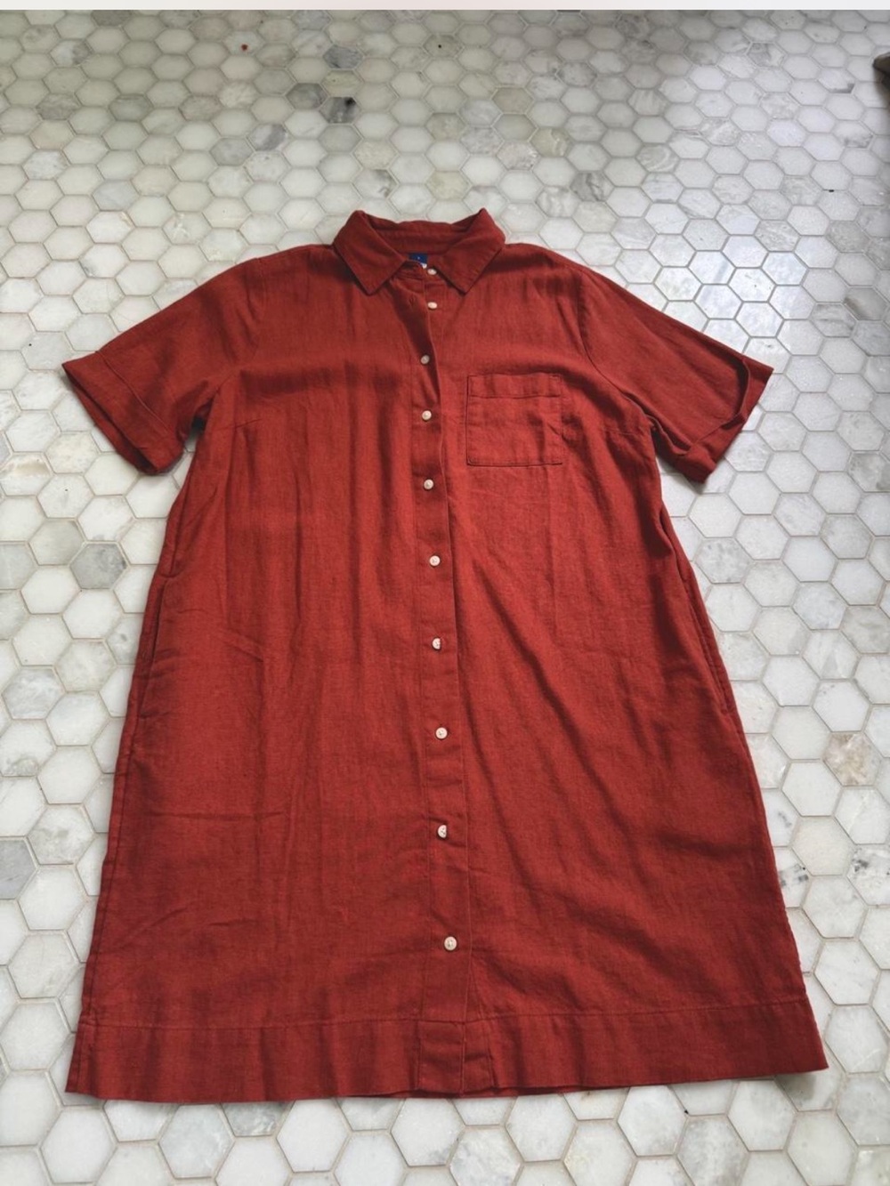 Old Navy Button-Front Short Sleeve Shirt Dress in Rust